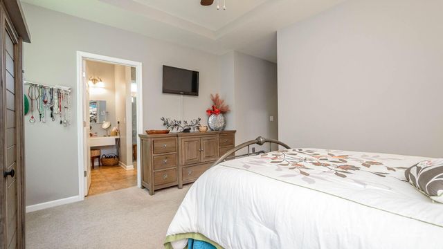 132 Half Moon Trail A, Hendersonville, NC 28792