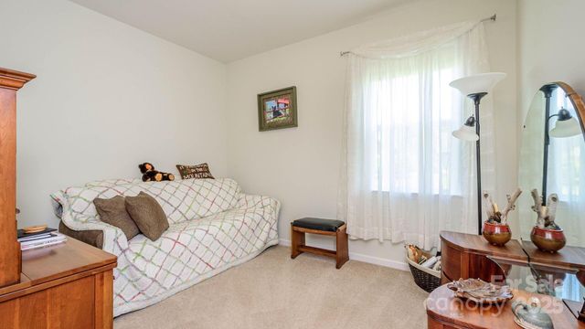 132 Half Moon Trail A, Hendersonville, NC 28792