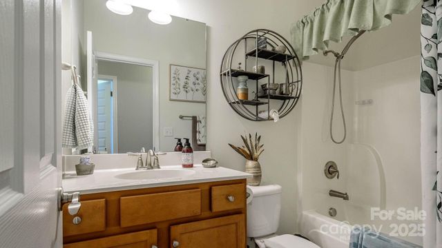 132 Half Moon Trail A, Hendersonville, NC 28792