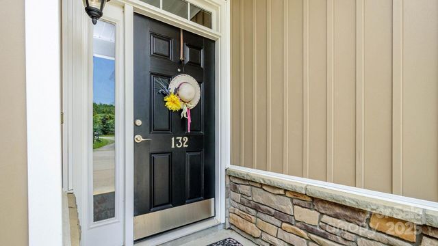 132 Half Moon Trail A, Hendersonville, NC 28792