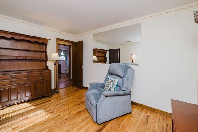 1243 New Boston Rd, Fall River, MA 02720