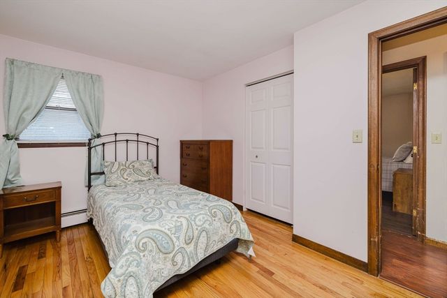 1243 New Boston Rd, Fall River, MA 02720