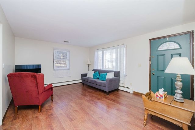 1243 New Boston Rd, Fall River, MA 02720