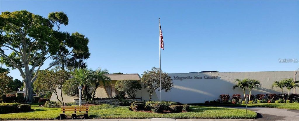 Image 31 of property listing at 5980 TERRACE PARK DRIVE N 108, St Petersburg, FL 33709