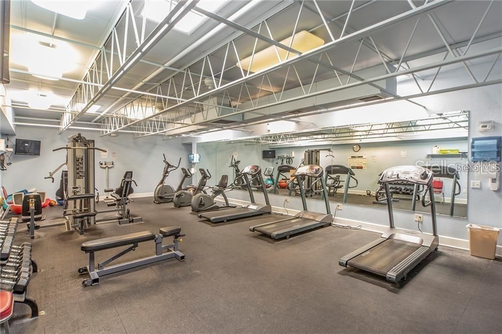 Image 37 of property listing at 5980 TERRACE PARK DRIVE N 108, St Petersburg, FL 33709