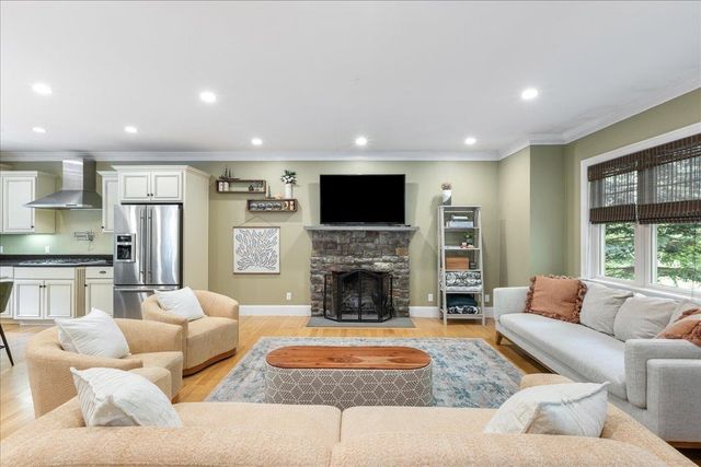 137 Garland Drive, Pelham, NH 03076