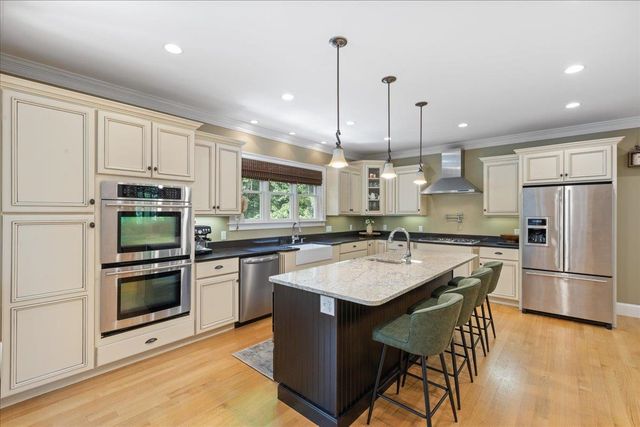 137 Garland Drive, Pelham, NH 03076