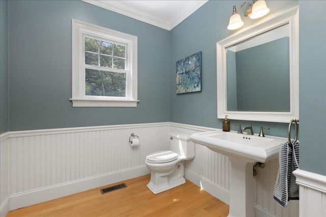 137 Garland Drive, Pelham, NH 03076
