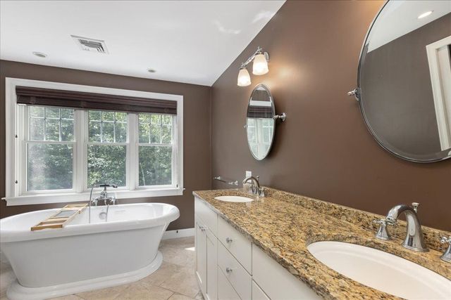 137 Garland Drive, Pelham, NH 03076