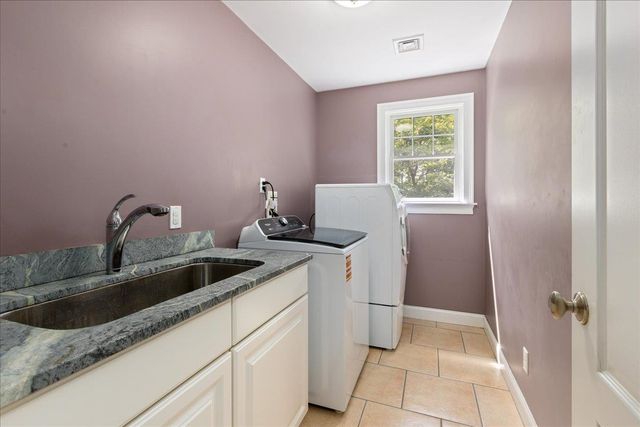 137 Garland Drive, Pelham, NH 03076