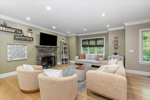 137 Garland Drive, Pelham, NH 03076