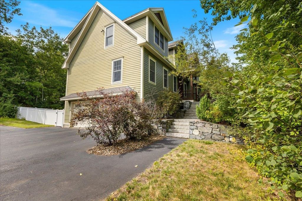 137 Garland Drive, Pelham, NH 03076