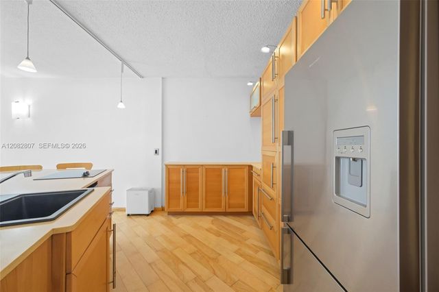 1901 S Ocean Drive 303, Hollywood, FL 33019