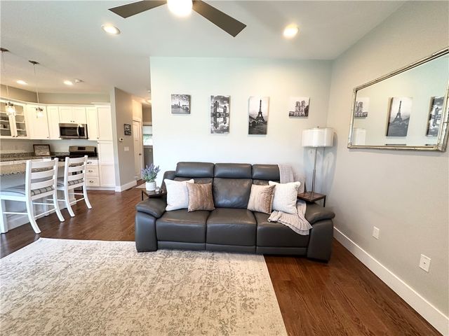 1 Desiree Court B, Smithfield, RI 02917