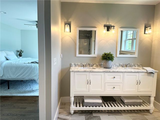 1 Desiree Court B, Smithfield, RI 02917