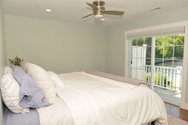 1 Desiree Court B, Smithfield, RI 02917