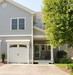 1 Desiree Court B, Smithfield, RI 02917