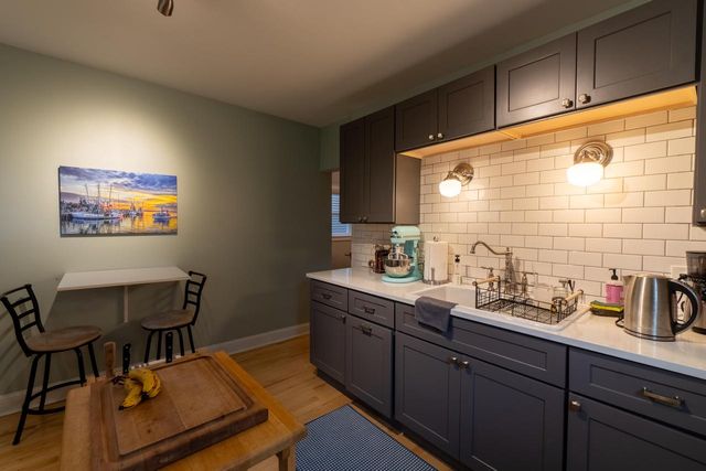 216 E Brown STREET, Milwaukee, WI 53212