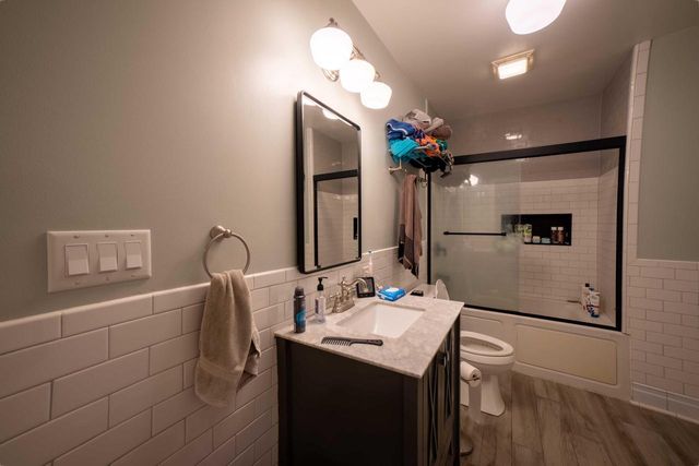 216 E Brown STREET, Milwaukee, WI 53212