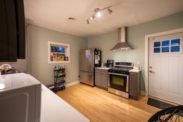 216 E Brown STREET, Milwaukee, WI 53212