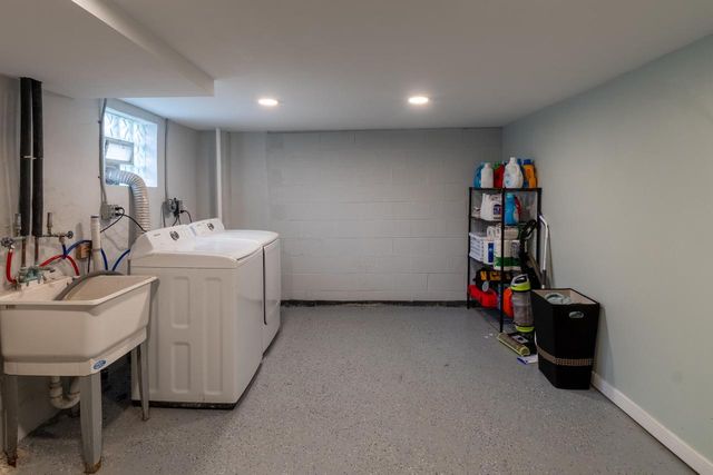 216 E Brown STREET, Milwaukee, WI 53212