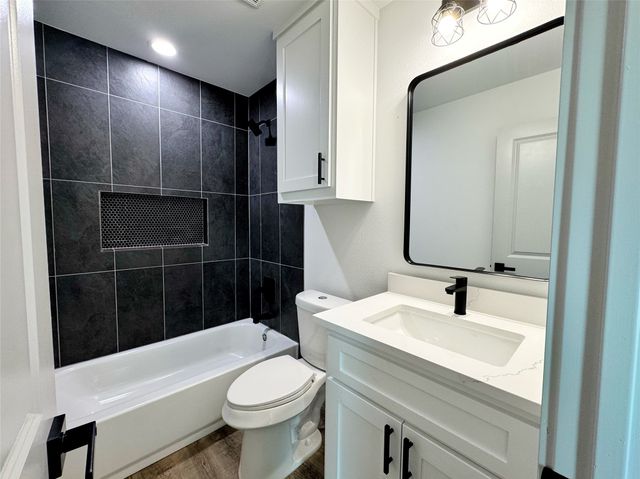 2107 Church Street, Greenville, TX 75401