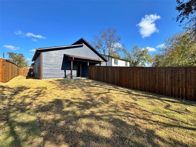 2107 Church Street, Greenville, TX 75401