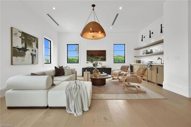 839 Chestnut CT, Marco Island, FL 34145