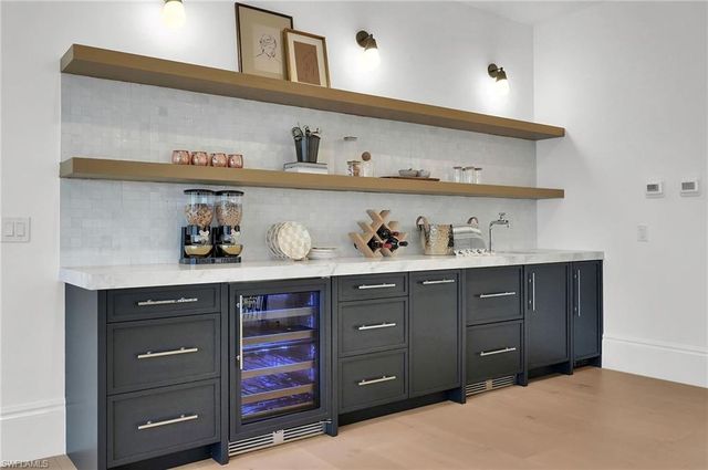 839 Chestnut CT, Marco Island, FL 34145