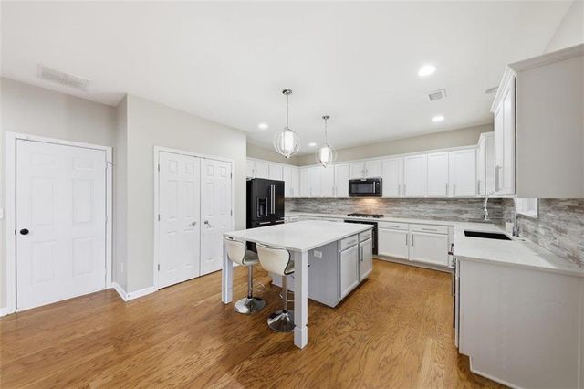 4821 Edinburgh Drive, Smyrna, GA 30082