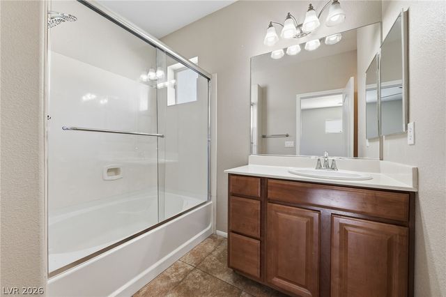 7324 Arlington Garden Street, Las Vegas, NV 89166