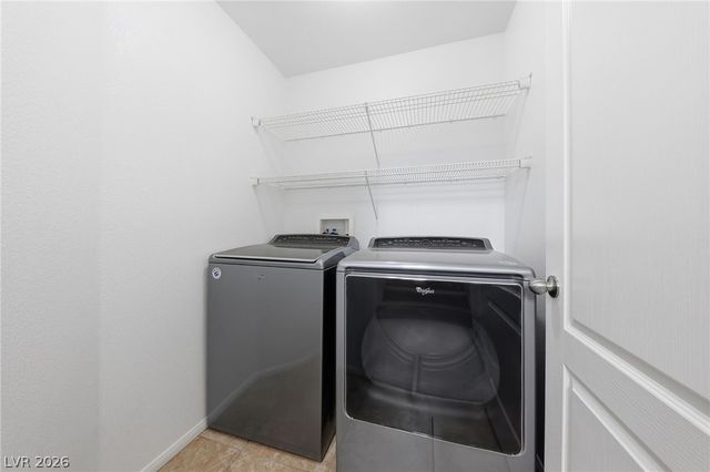 7324 Arlington Garden Street, Las Vegas, NV 89166