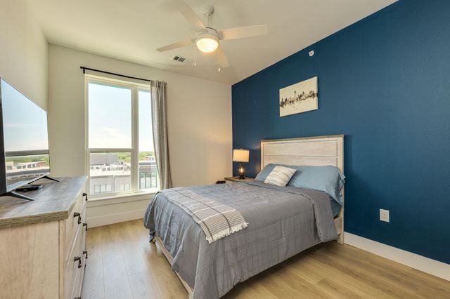 1701 Simond Ave 618, Austin, TX 78723