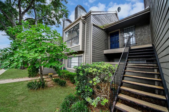 6601 Sands Point Drive 47, Houston, TX 77074