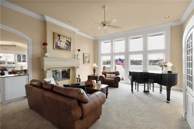 3116 Pergola View, Lee's Summit, MO 64081