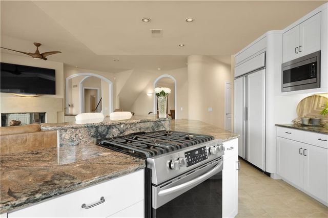 3116 Pergola View, Lee's Summit, MO 64081