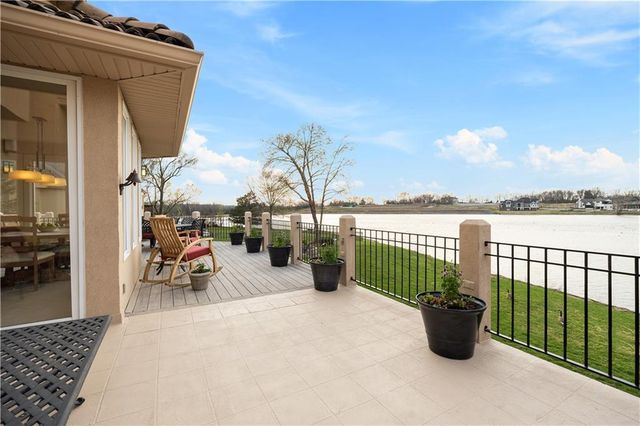 3116 Pergola View, Lee's Summit, MO 64081