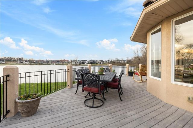 3116 Pergola View, Lee's Summit, MO 64081