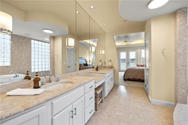 3116 Pergola View, Lee's Summit, MO 64081
