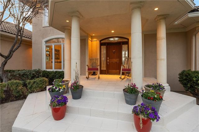 3116 Pergola View, Lee's Summit, MO 64081
