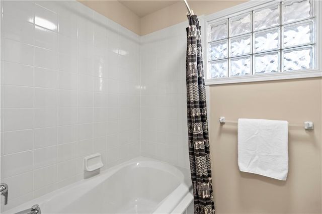3116 Pergola View, Lee's Summit, MO 64081
