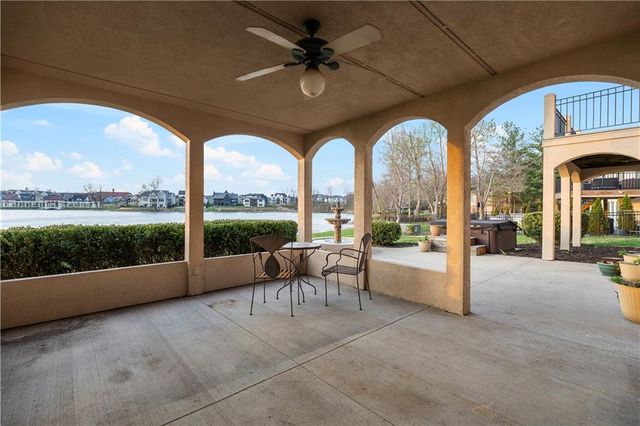 3116 Pergola View, Lee's Summit, MO 64081