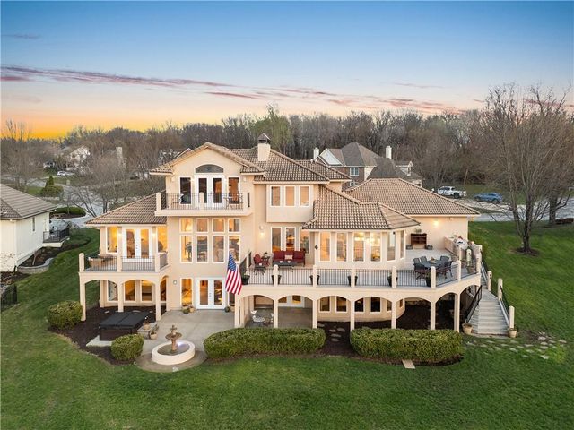 3116 Pergola View, Lee's Summit, MO 64081