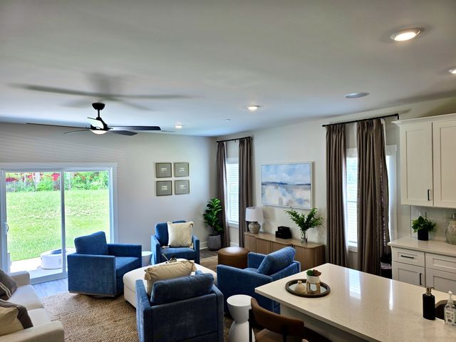 4075 Norman Drive, Spring Hill, TN 37174