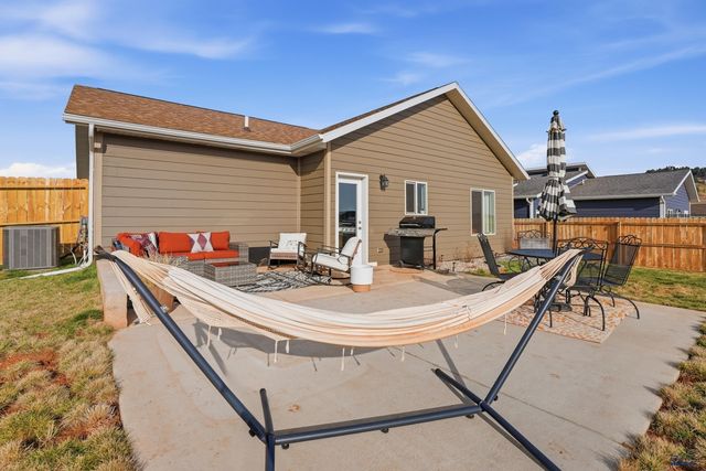 300 AURORA AVE, Spearfish, SD 57783