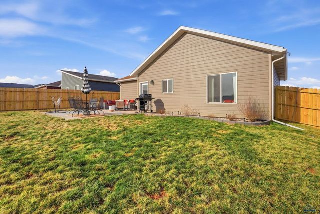 300 AURORA AVE, Spearfish, SD 57783