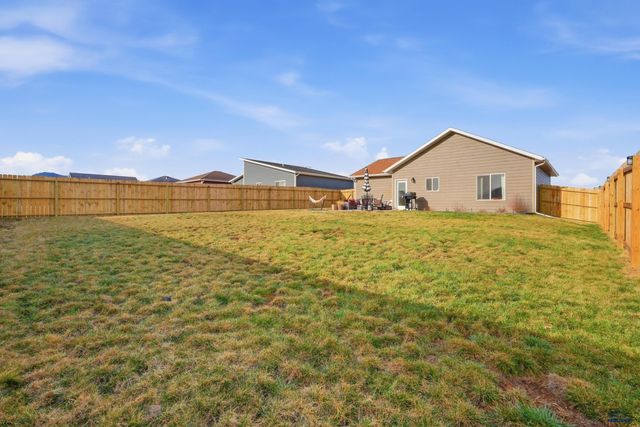 300 AURORA AVE, Spearfish, SD 57783