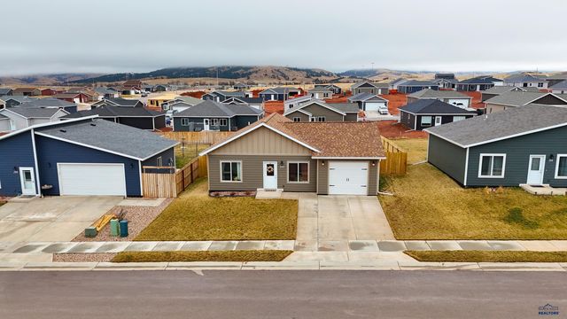 300 AURORA AVE, Spearfish, SD 57783