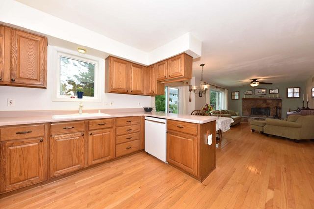 N58W24838 Cardinal COURT, Sussex, WI 53089