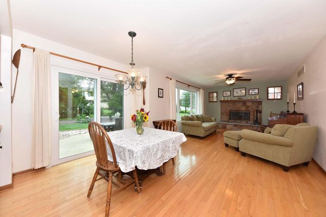N58W24838 Cardinal COURT, Sussex, WI 53089